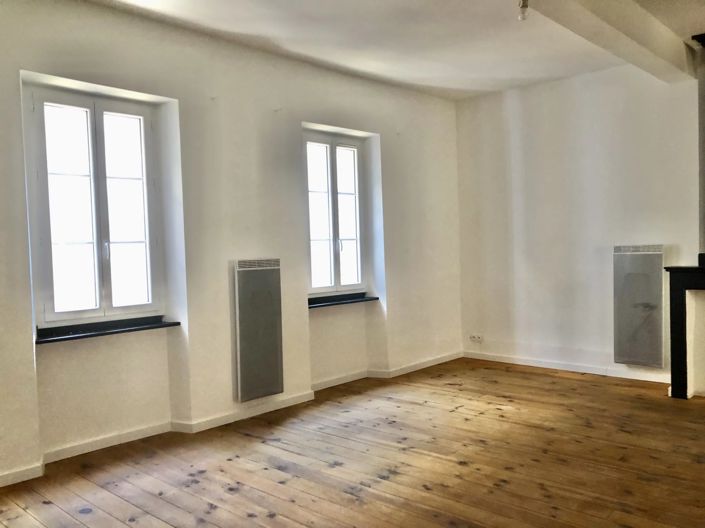 Image No.7-6 Bed House for sale