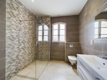 93a24f0dc3380ad6a63b5696a729cec15790752d76200