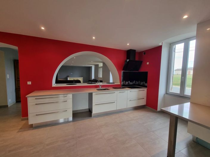 Image No.5-4 Bed Village House for sale