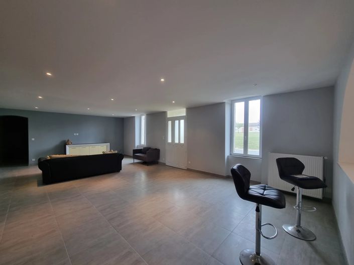 Image No.6-4 Bed Village House for sale