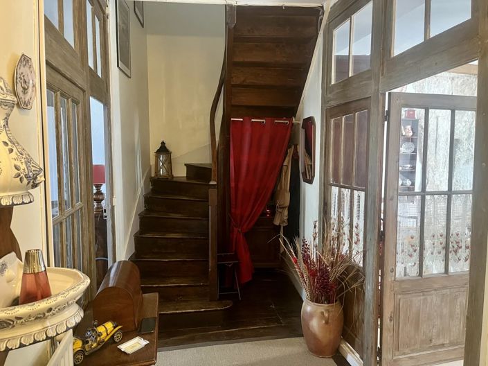 Image No.6-3 Bed House for sale