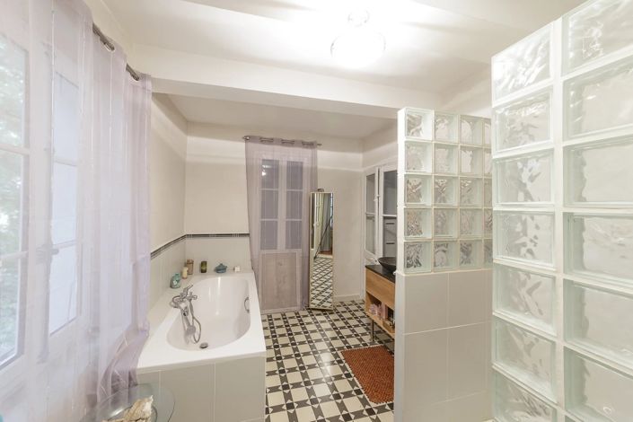 Image No.12-Maison de 16 chambres à vendre à Narbonne