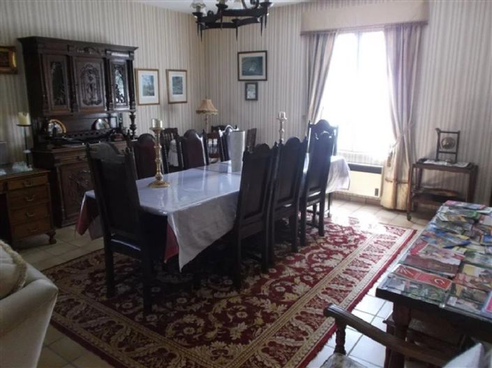 Image No.4-7 Bed House for sale