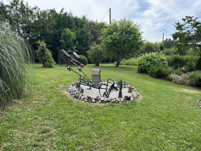 Image No.13-2 Bed House for sale