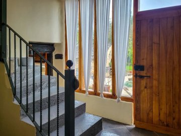 29a290e2be528537b5dd794cb9585b62b5963feaf8192