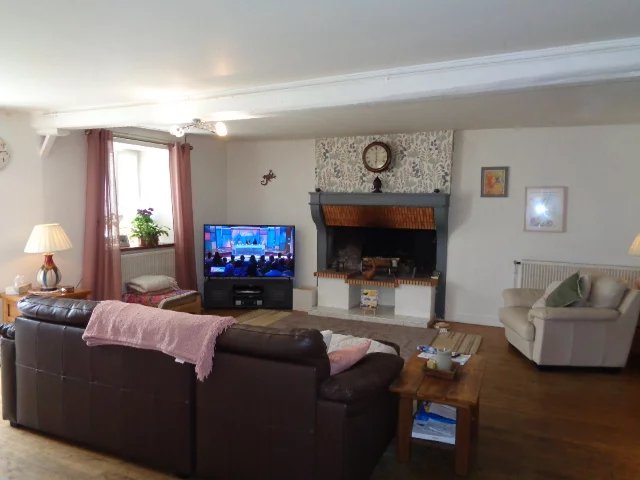 Image No.4-Maison de 3 chambres à vendre à Chef-Boutonne