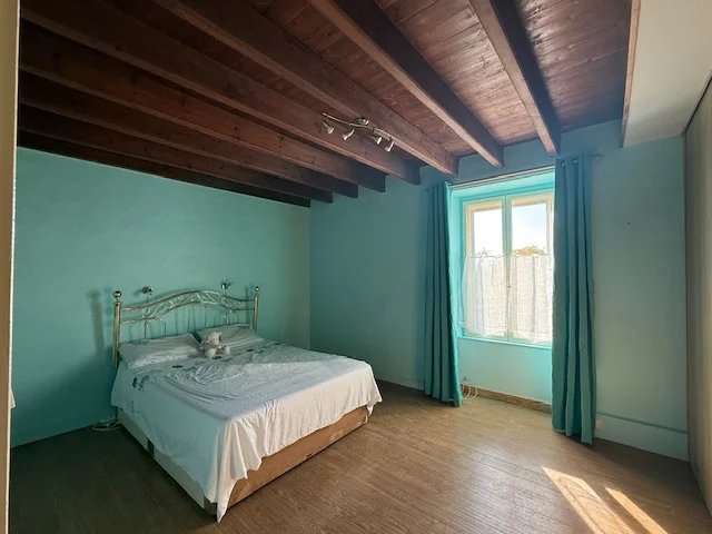 Image No.6-Maison de village de 3 chambres à vendre à Gourgé