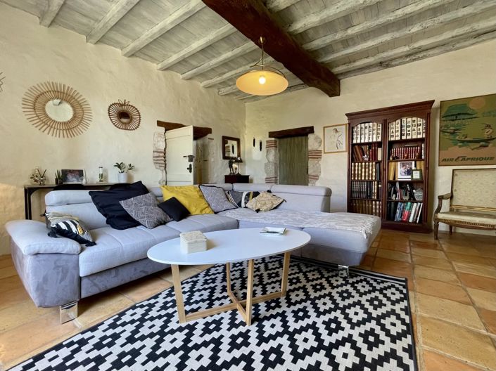 Image No.3-3 Bed House for sale