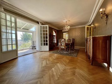 d2a8fe05df245c2892aca25d4b48cd700a93f65809192