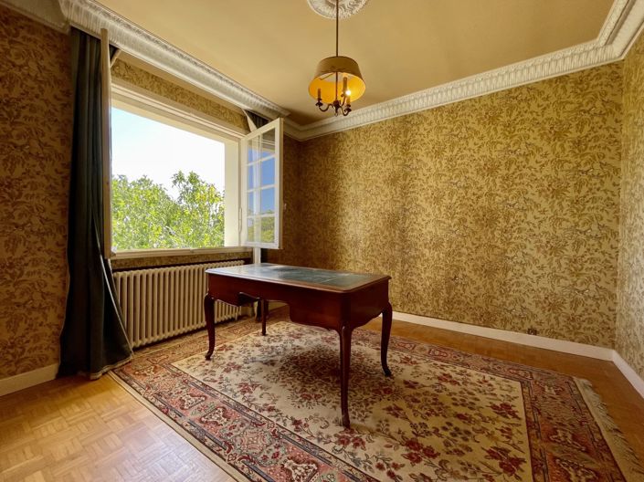 Image No.7-4 Bed House for sale