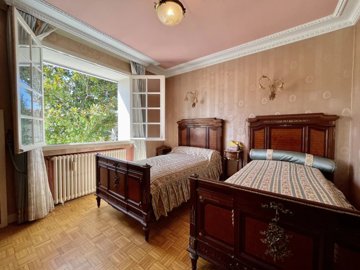 b950d680b446e057836a3cbe19c31ee24c5aa431cb192