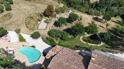 69f37a2957ef75d13d7961383b35be8e78710da02b192