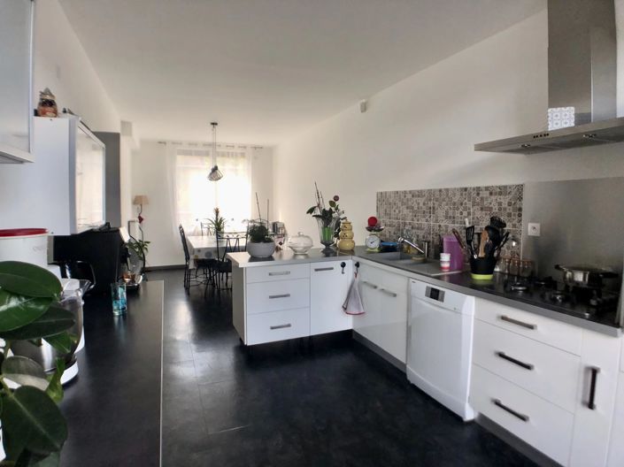 Image No.4-Maison de village de 6 chambres à vendre à Le Dorat