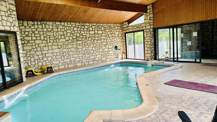 Image No.8-3 Bed House for sale