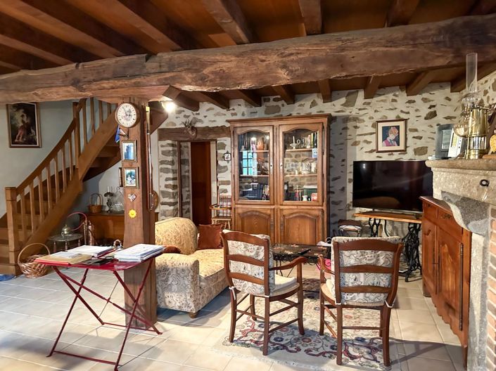 Image No.4-2 Bed House for sale