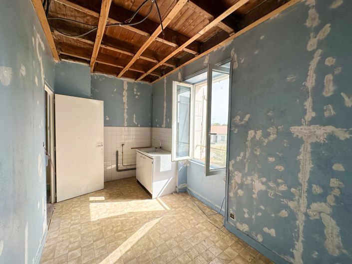 Image No.3-4 Bed House for sale