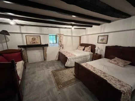 Image No.9-3 Bed House for sale