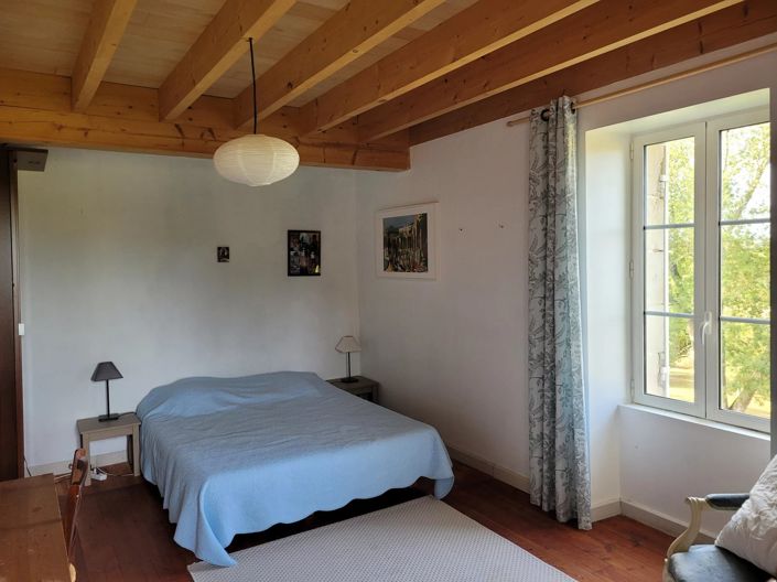 Image No.5-6 Bed House for sale