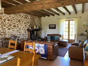 a701222de15fd8c4e161c5efa9b50427e76ec16b02192