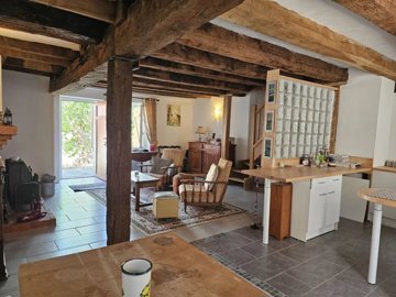 e8457f074b24c8444b1a35c8ee3cb7618d35742286192