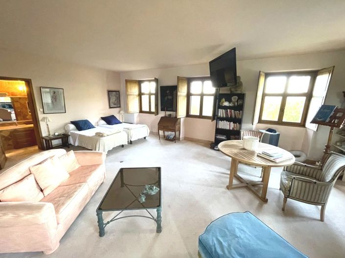 Image No.9-Maison de 9 chambres à vendre à Hautefort