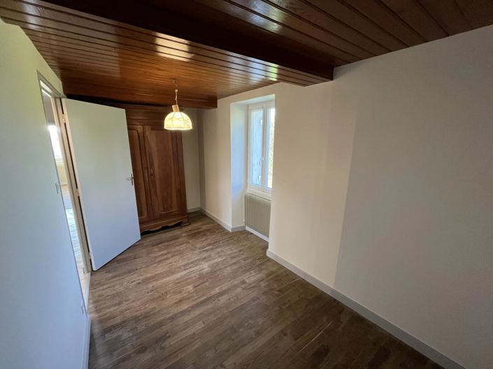 Image No.5-Maison de 3 chambres à vendre à Verteillac