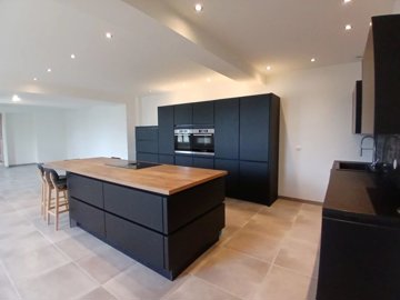 631e9d0c07c8ec713baf8a7fdb63ae5cc76e420cac192