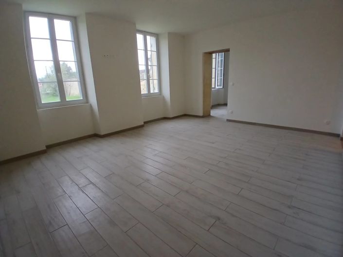 Image No.4-Maison de 5 chambres à vendre à Cherves-Richemont