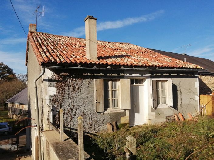 Image No.10-3 Bed House for sale