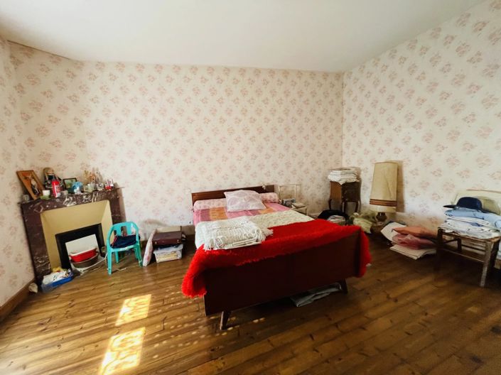 Image No.8-4 Bed House for sale