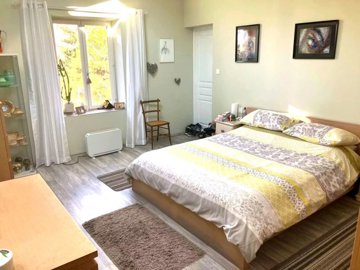 6eb604e29690e38858c57bff4b4f06d4277c005fbb192