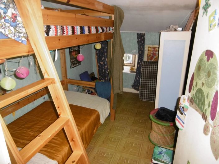 Image No.12-2 Bed House for sale