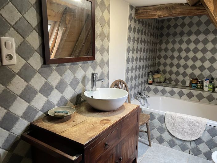 Image No.11-4 Bed Cottage for sale