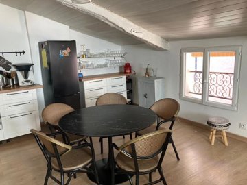 d44c8e4e2cb3b9231bafdce860a4db066393881e94160