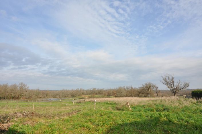 Image No.12-2 Bed House for sale