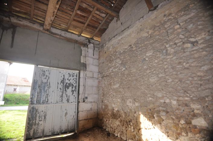 Image No.8-1 Bed House for sale