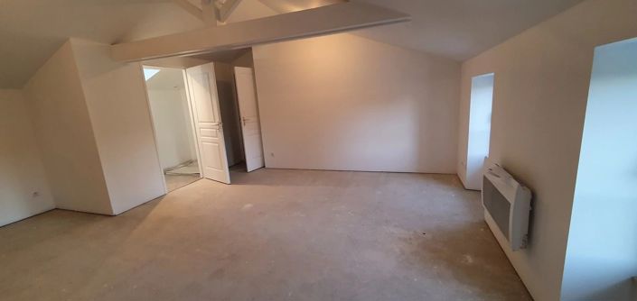 Image No.8-Ferme de 5 chambres à vendre à Condéon