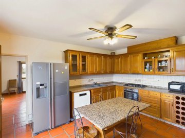 db7d04dc2173b88e6739891313bec987fa533f306f200