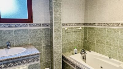 761be15ecc910a82e1d84d9cf18d7cfa3bb23f293d403