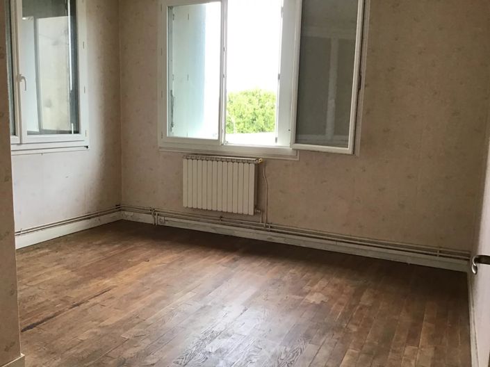 Image No.8-2 Bed Village House for sale