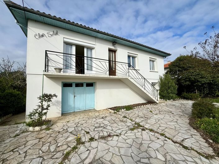 Image No.12-4 Bed House for sale