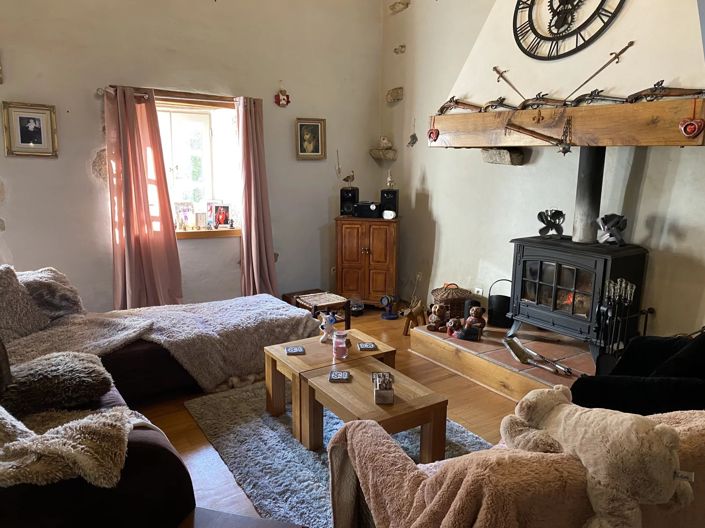 Image No.7-4 Bed House for sale