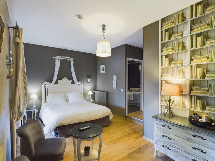 Image No.9-11 Bed House for sale