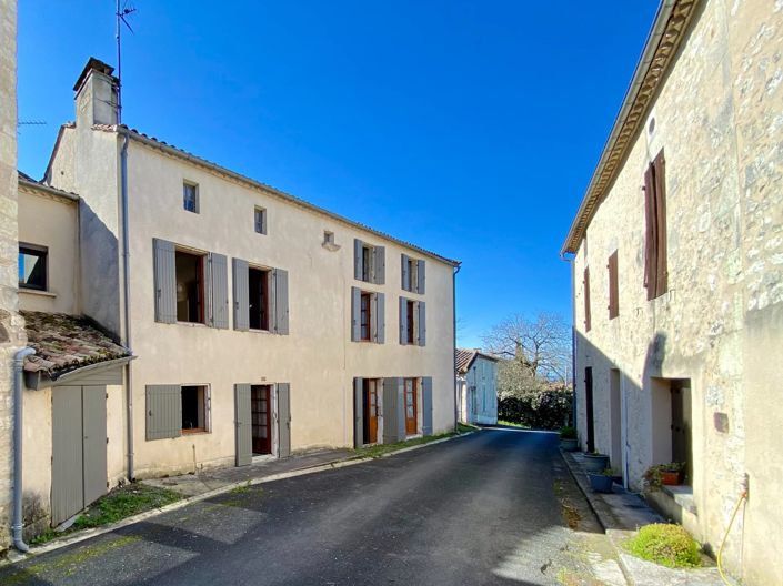 Image No.5-Maison de village de 4 chambres à vendre à Montaut