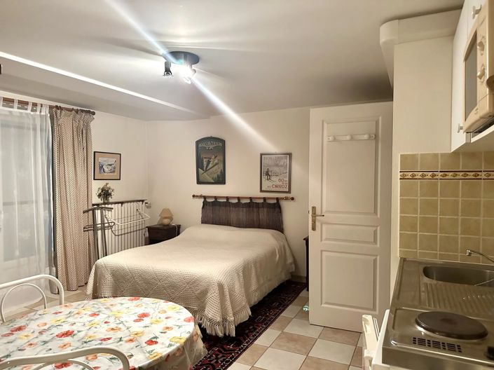 Image No.13-4 Bed House for sale