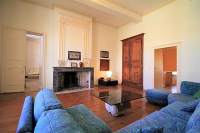 355be52436e95f37561b9ea7dfce73b6e002cff17a192