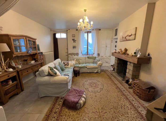 Image No.7-3 Bed House for sale