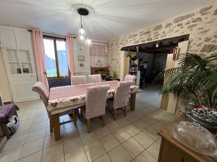 Image No.9-3 Bed House for sale