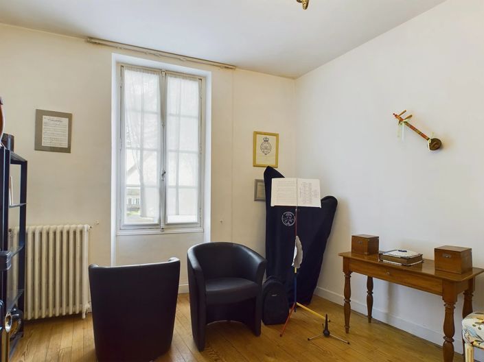 Image No.7-4 Bed House for sale