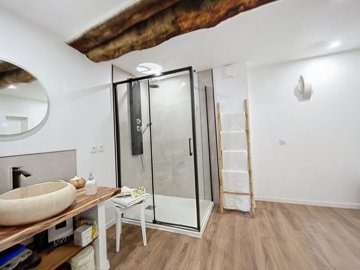 d8f146b36b93328ac3b3d915fd115b83d71ccec5b3192